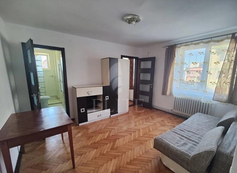 Apartament cu 2 camere semidecomandat, mobilat în Gheorgheni