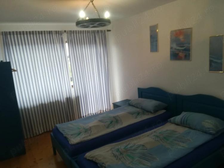 Casă cu 5 camere cu Teren 700 Mp în Beliș