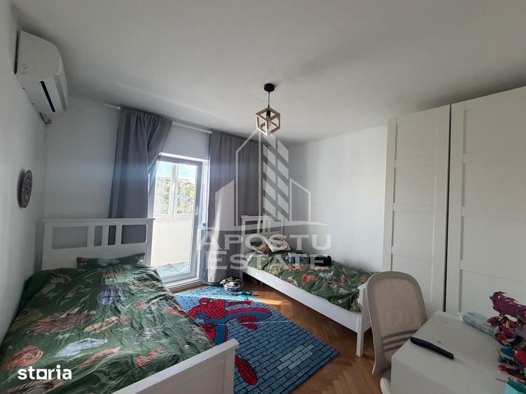 Apartament cu 2 camere decomandat în Bucovina