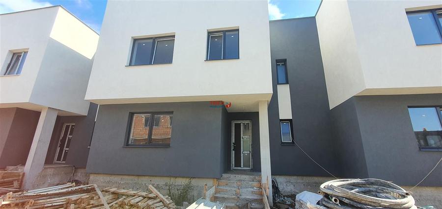 Casă cu 4 camere cu Canalizare în Ampoi 1