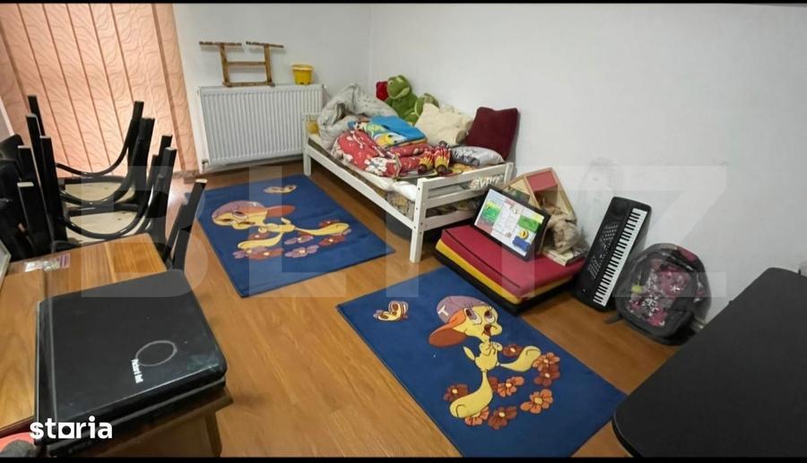 Casă cu 7 camere cu Teren 850 Mp în Șișești