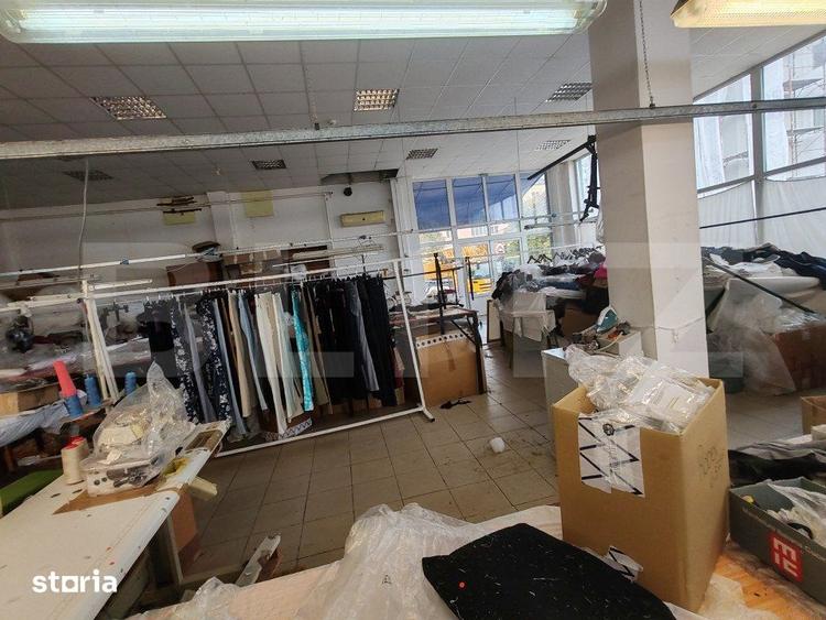 Spațiu comercial, de 400 mp, în Jibou