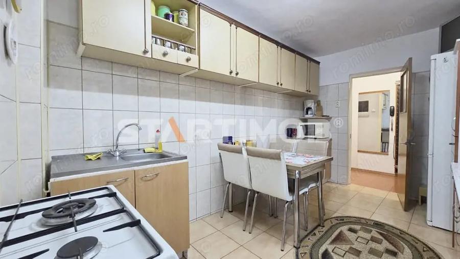 Apartament cu 4 camere decomandat, mobilat în Griviței