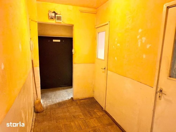 Apartament cu 4 camere în Girocului