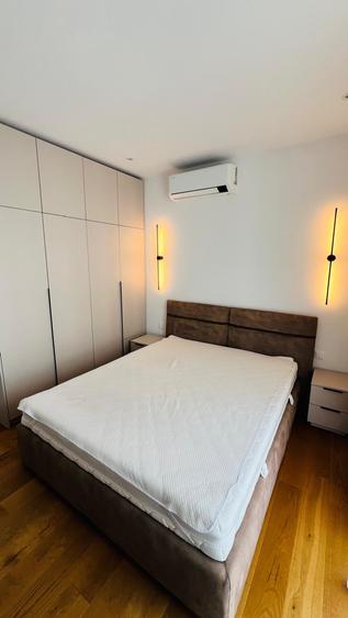 Apartament cu 3 camere semidecomandat în Cotroceni