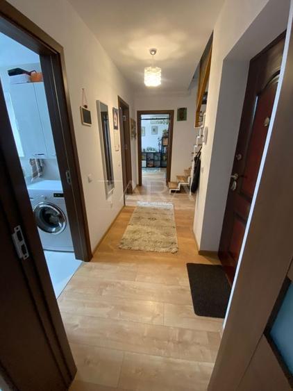 Apartament cu 4 camere decomandat în Baciu