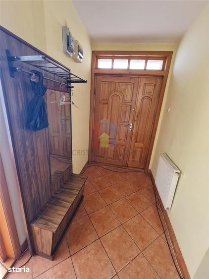 Apartament cu 5 camere în Central