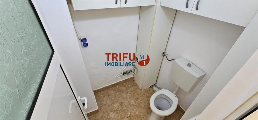 Apartament cu 3 camere decomandat, mobilat în Tolstoi