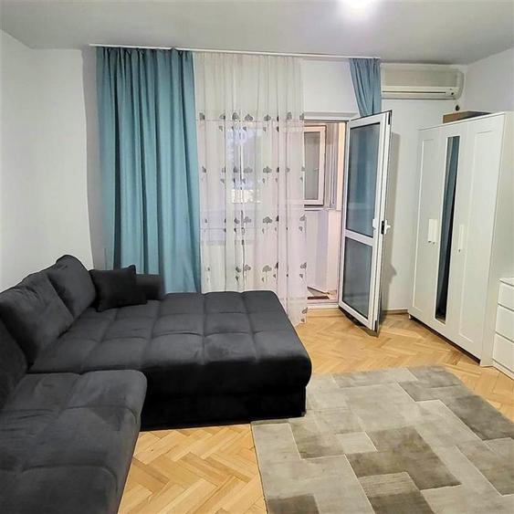 Apartament cu 2 camere decomandat, mobilat în Unirii Nord