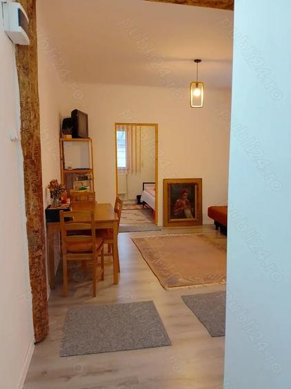 Apartament cu 2 camere semidecomandat în Central