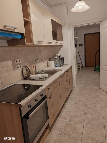 Apartament cu 3 camere decomandat în Doamna Ghica