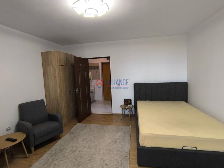 FAR - Studio cochet cu priveliste catre port ! - 13