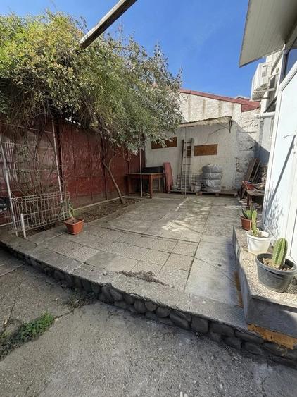 Casă cu 3 camere cu Teren 200 Mp în Apărătorii Patriei