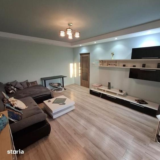 Se inchiriaza apartament 2 camere - zona Nerva Traian - 7