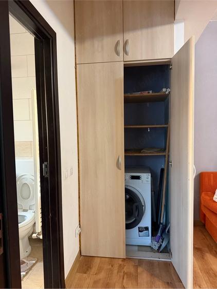 Apartament cu 3 camere decomandat în Florești
