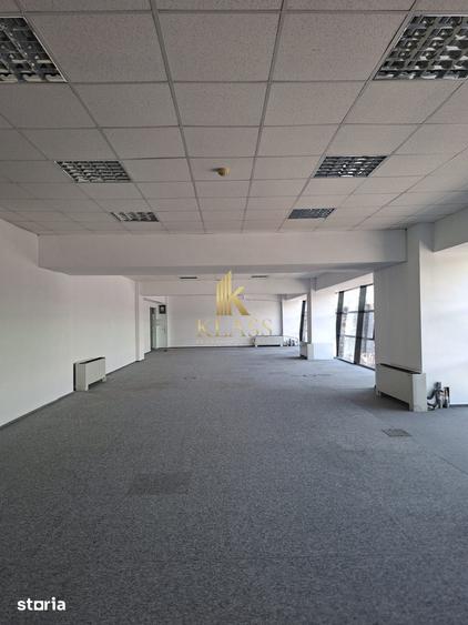 Spațiu comercial, de 260 mp, în Central