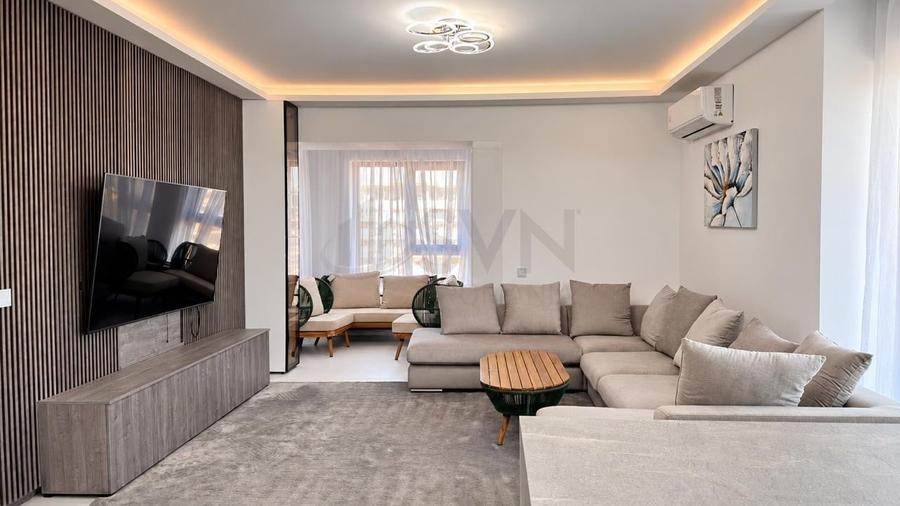 Apartament cu 4 camere decomandat, mobilat în Pipera