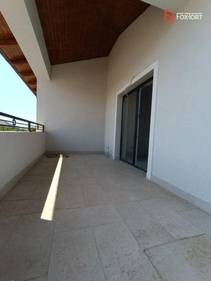 Duplex cu 4 camere cu Canalizare în Chișoda