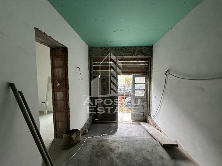 Casă individuală cu 5 camere cu Canalizare în Olimpia-Stadion
