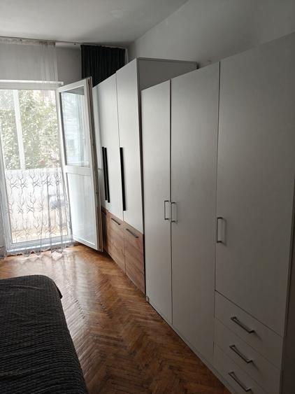 Garsonieră decomandată în Dâmbovița