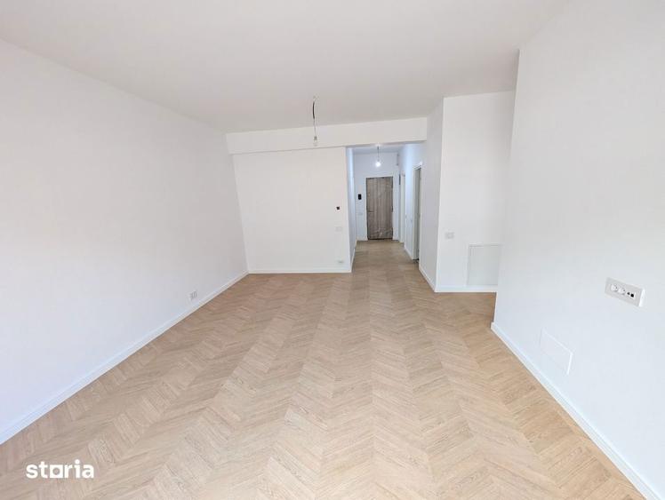 Apartament cu 3 camere în Băneasa