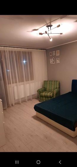 Garsonieră decomandată în Central