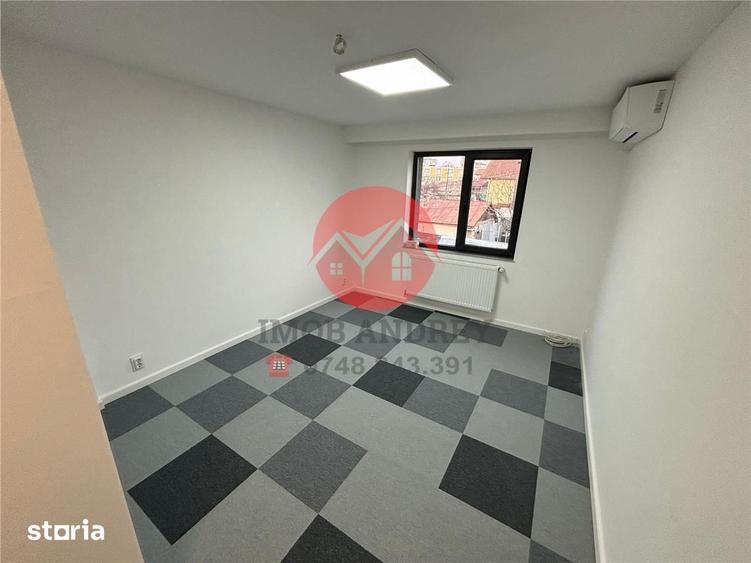 Spațiu comercial, de 30 mp, în Ultracentral
