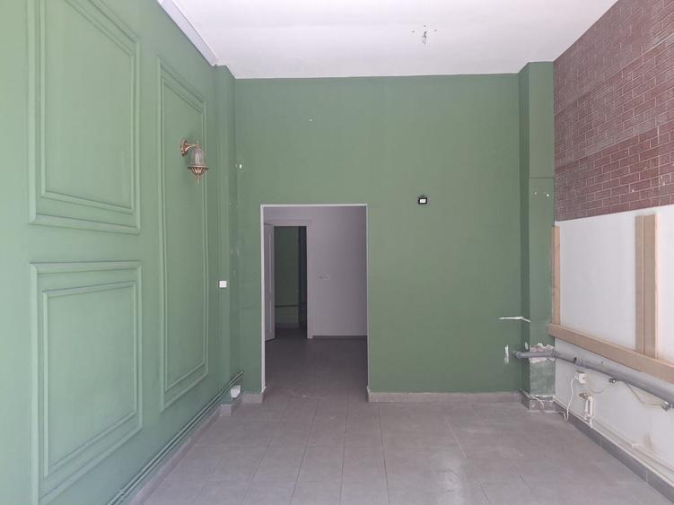 Spațiu comercial, de 35 mp, în 1 Mai