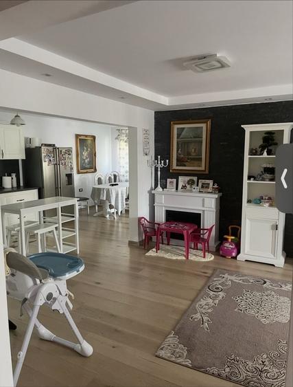 Casă cu 4 camere în Cătămărești