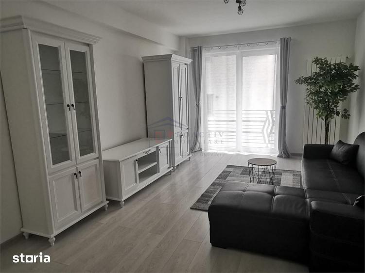 Apartament cu 2 camere semidecomandat, mobilat în Obcini