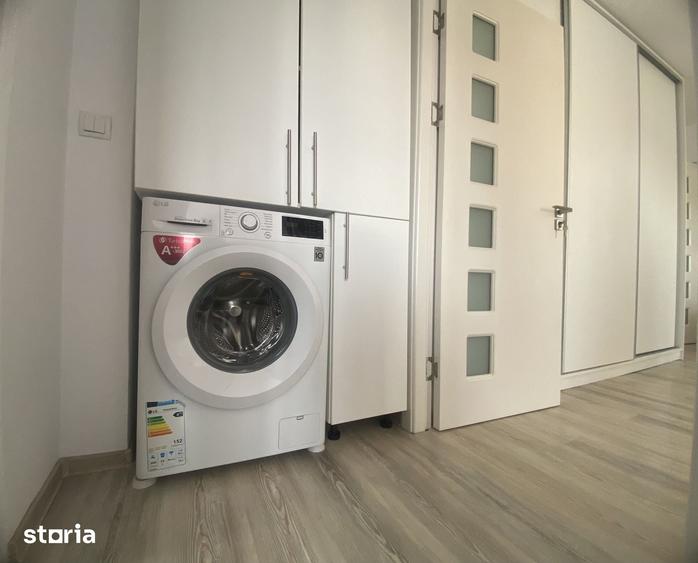 Apartament cu 2 camere semidecomandat în Micro 11