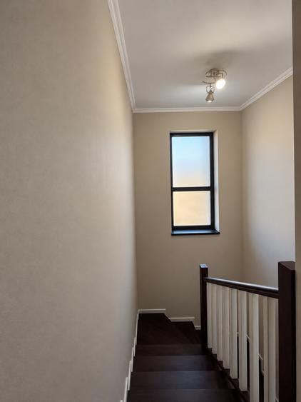Duplex cu 5 camere cu Canalizare în Covaci