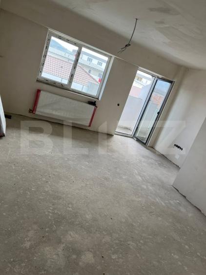 Apartament decomandat cu 3 camere, cu suprafata de 65,70 mp, parcare, zona Terra - 1
