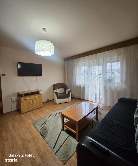 Apartament cu 2 camere de inchiriat str. Aleea Calinului - 5