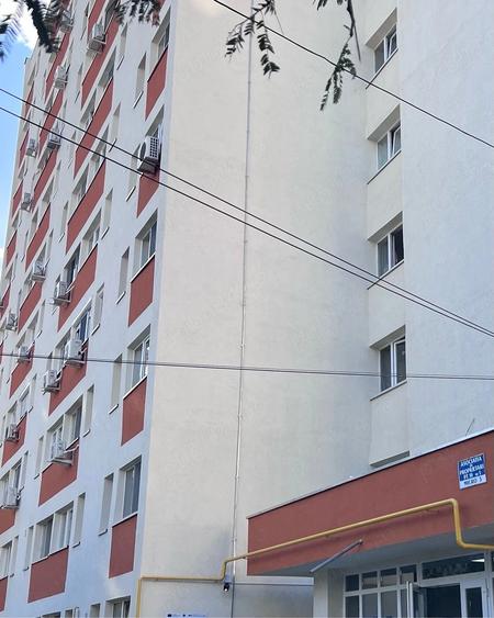 Garsonieră decomandată, mobilată în Micro 3