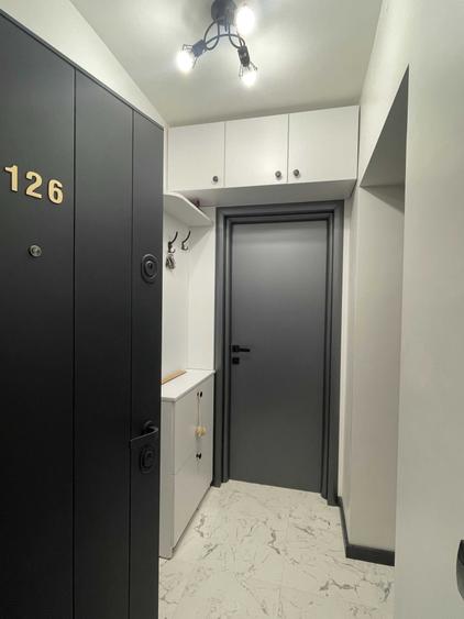 Apartament cu 2 camere decomandat în Apărătorii Patriei