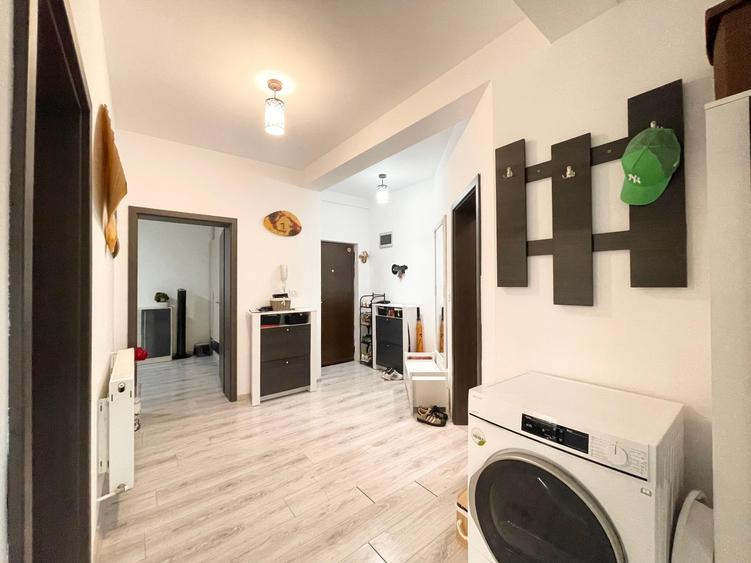 Apartament cu 3 camere decomandat, mobilat în Braytim
