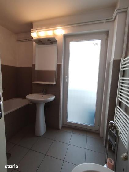 Piata Romana, Magheru 4 camere - 1
