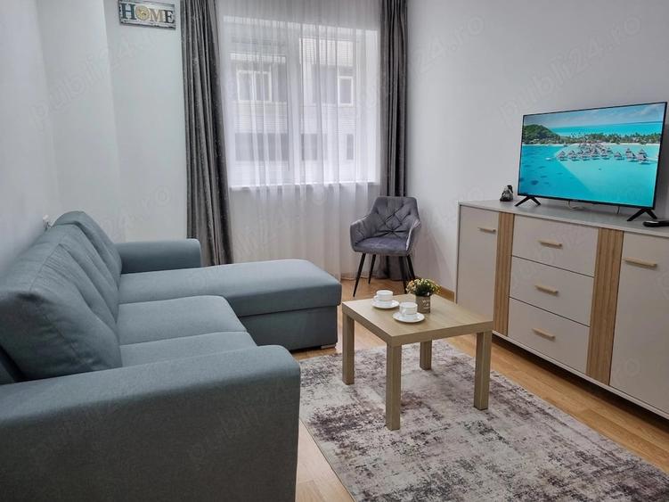 Apartament cu 2 camere decomandat în Vitan