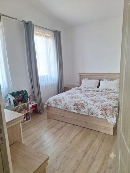 Apartament cu 2 camere decomandat în Paltin