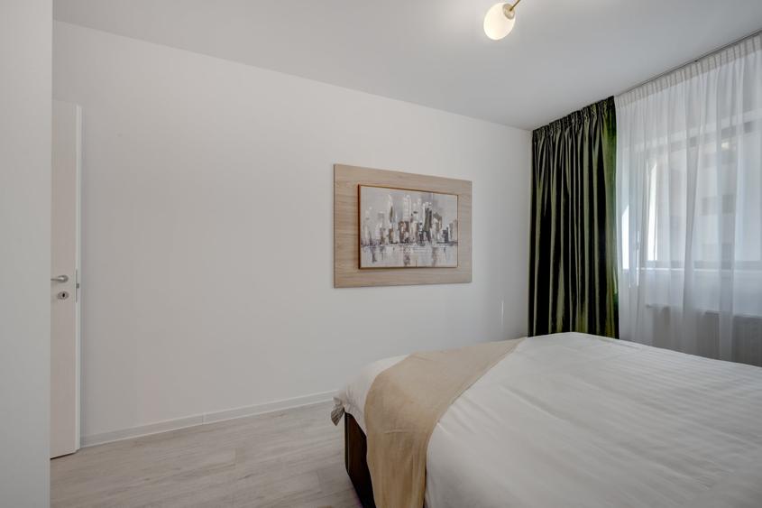 Apartament cu 2 camere semidecomandat, mobilat în Industriilor