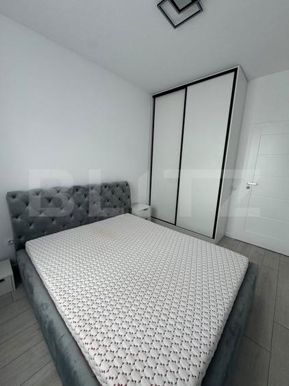 Apartament cu 2 camere semidecomandat, mobilat în Florești