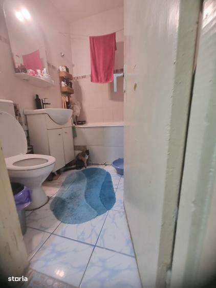 Apartament cu 2 camere semidecomandat în Podul de Piatră