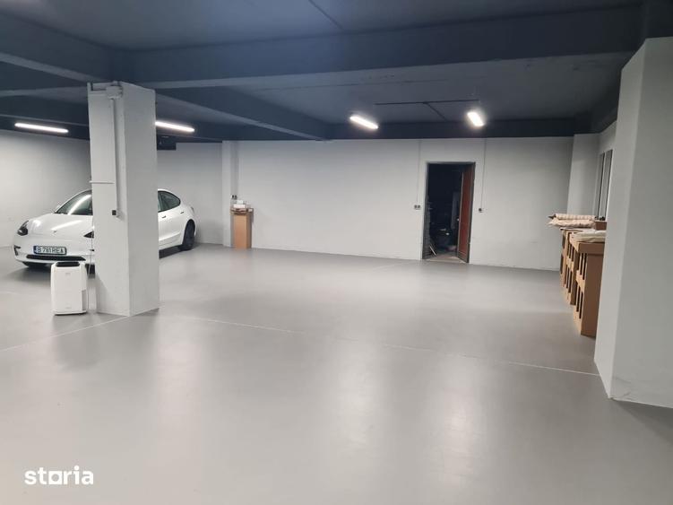 Spațiu comercial, de 270 mp, în Otopeni