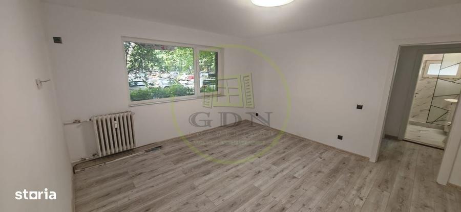 Apartament cu 2 camere semidecomandat în Sărari