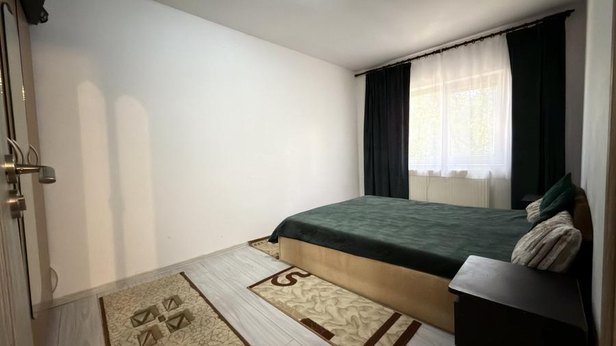 Apartament cu 3 camere nedecomandat, mobilat în Freidorf