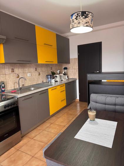 Apartament cu 2 camere decomandat în Sânpetru
