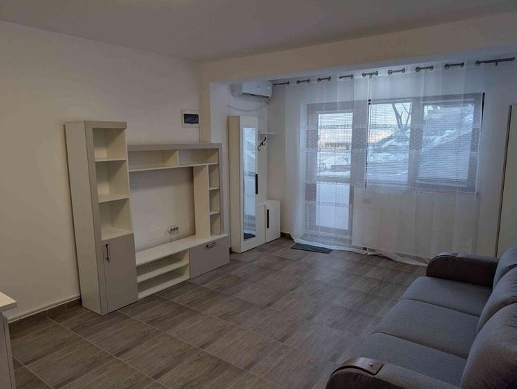 Garsonieră decomandată în Exterior Vest