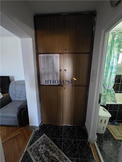 Apartament cu 2 camere semidecomandat în Micro 14