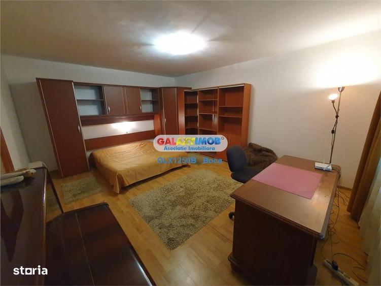 Garsonieră decomandată, mobilată în Muncii